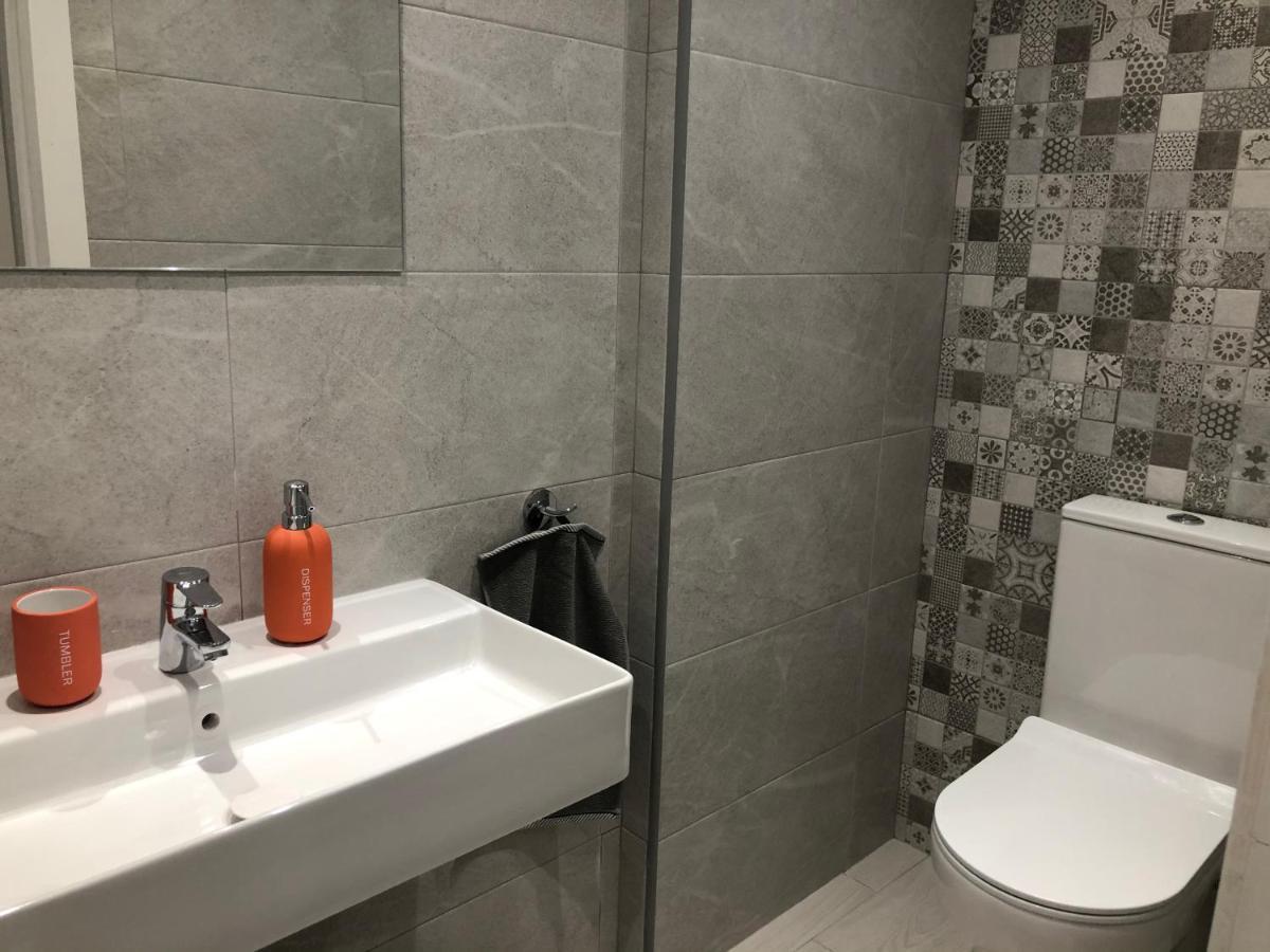 Victoria Luxury Beachfront Apartment In Benalmadena Costa Экстерьер фото