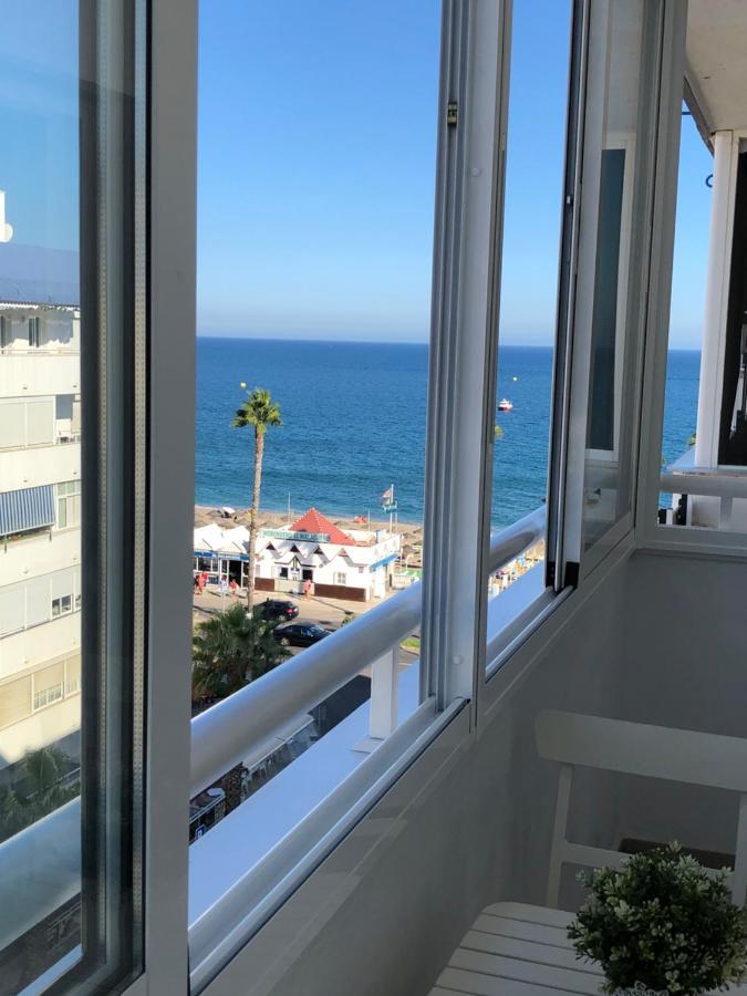 Victoria Luxury Beachfront Apartment In Benalmadena Costa Экстерьер фото