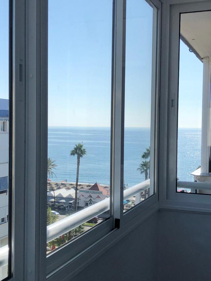 Victoria Luxury Beachfront Apartment In Benalmadena Costa Экстерьер фото